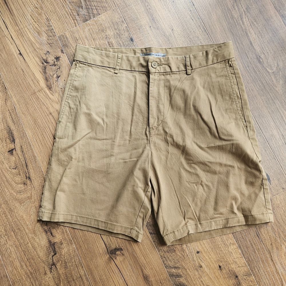 Wrangler Men's Brown Flat Front Shorts